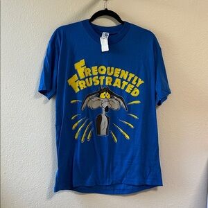 Vintage Single Stitch Graphic T-Shirt with Cartoon Wile. E Coyote size medium